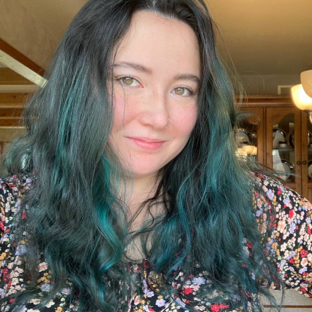 Meet your Posher, Madeleine